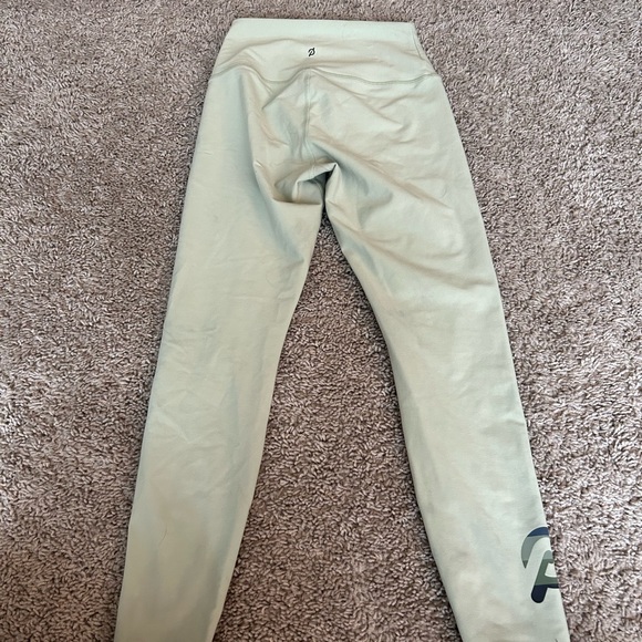 Peloton Leggings Size Small - Picture 5 of 5